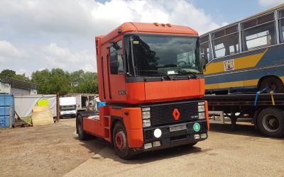 Left hand drive Renault Magnum, tractor unit, 4×2, 420hp Renault engine, Manual gearbox